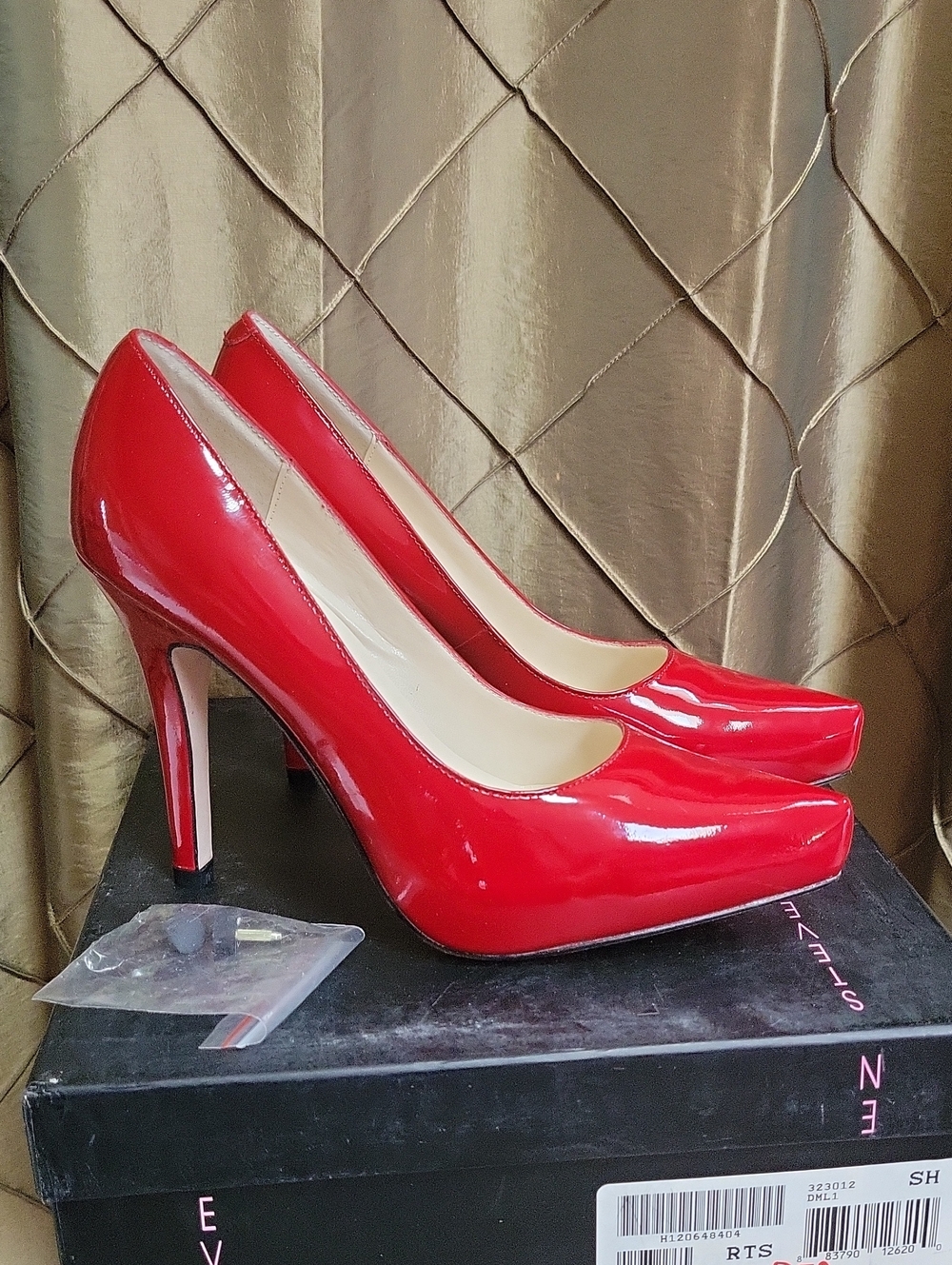 NWT- Steven by Steve Madden 'Power' Patent Leather Stiletto